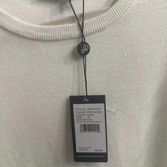 Women's White Ruffle Sleeve Top - Picture 2 of 5